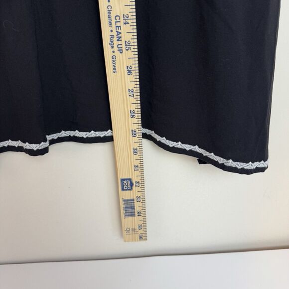 Chelsea & Theodore Black and White Embroidered Blouse - Picture 8 of 8